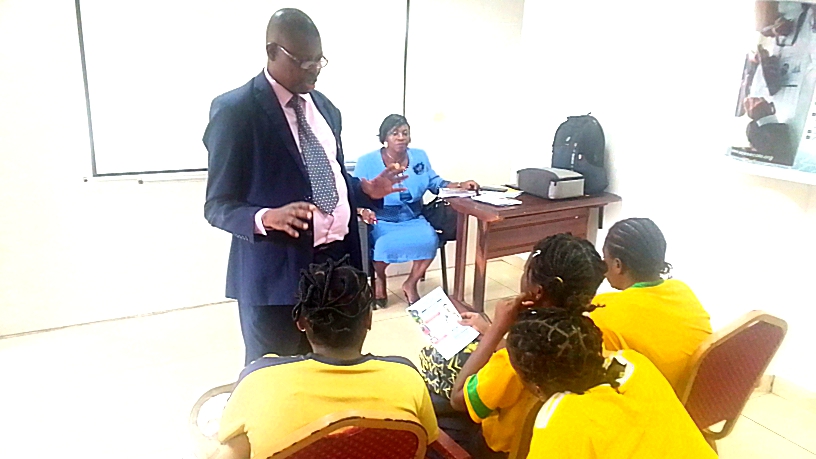 Le Salon d'Orientation du CACSUP : Une Lueur d'Espoir pour les Nouveaux Bacheliers et Étudiants Gabonais 3 IMG 20241007 110607