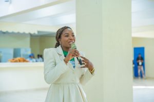 Mme Syrielle Zora Kassa épouse Nzigou, Directrice générale du CNOU lors du lancement des activités du restaurant 