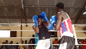 Gala de boxe à Libreville : 15 combats, des KO et des jeunes filles qui montent sur le ring 23 IMG 20260321 171545