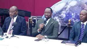 Libreville sous l'empreinte du Ciel : quand les autels de la foi défient le destin national 13 IMG 20261014 103838